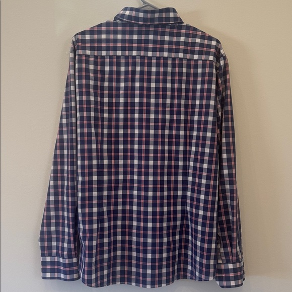 Mizzen+Main Men's Plaid Shirt - Navy and Pink - Picture 8 of 9